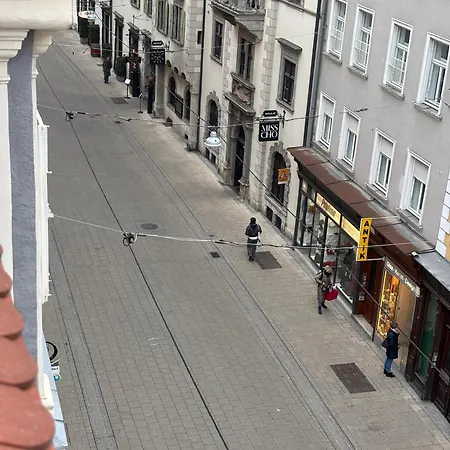 Harmony Living Stylisches Mit Lage Im Herzen Von شقة *