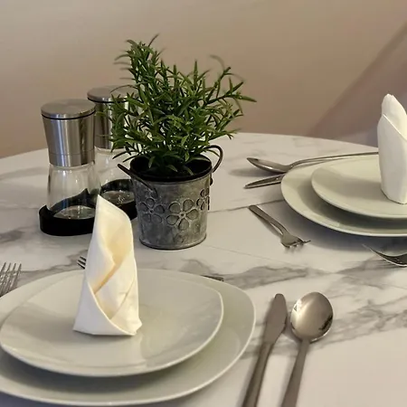 شقة Harmony Living Stylisches Mit Lage Im Herzen Von